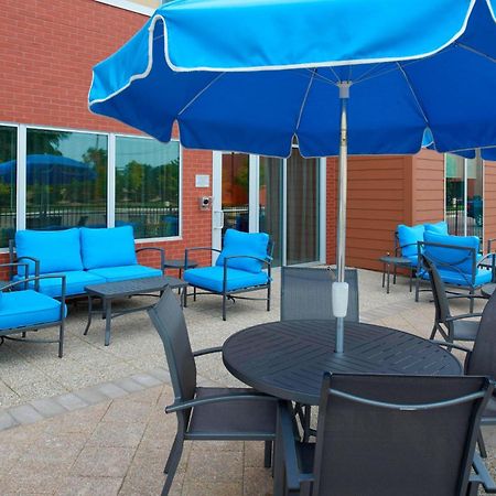 Fairfield Inn & Suites By Marriott Detroit Troy Exterior foto