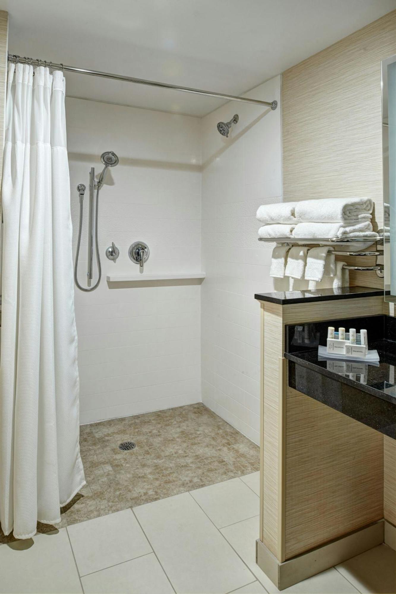 Fairfield Inn & Suites By Marriott Detroit Troy Exterior foto